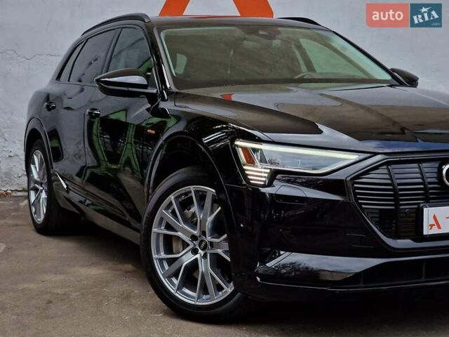 Ауди E-Tron, объемом двигателя 0 л и пробегом 40 тыс. км за 45990 $, фото 7 на Automoto.ua