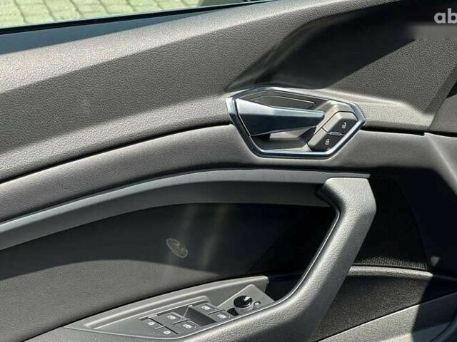 Ауди E-Tron, объемом двигателя 0 л и пробегом 45 тыс. км за 34300 $, фото 10 на Automoto.ua