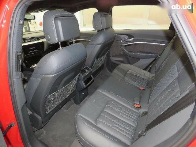 Ауді E-Tron, об'ємом двигуна 0 л та пробігом 28 тис. км за 46722 $, фото 5 на Automoto.ua