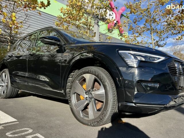 Ауди E-Tron, объемом двигателя 0 л и пробегом 30 тыс. км за 59665 $, фото 7 на Automoto.ua