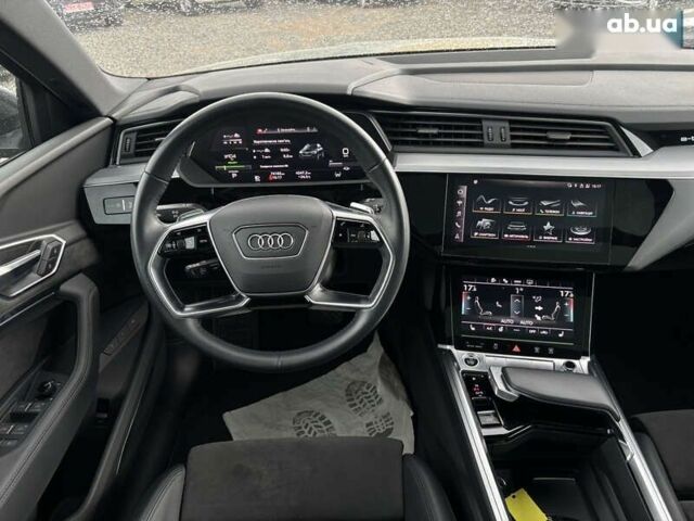 Ауди E-Tron, объемом двигателя 0 л и пробегом 73 тыс. км за 37300 $, фото 19 на Automoto.ua