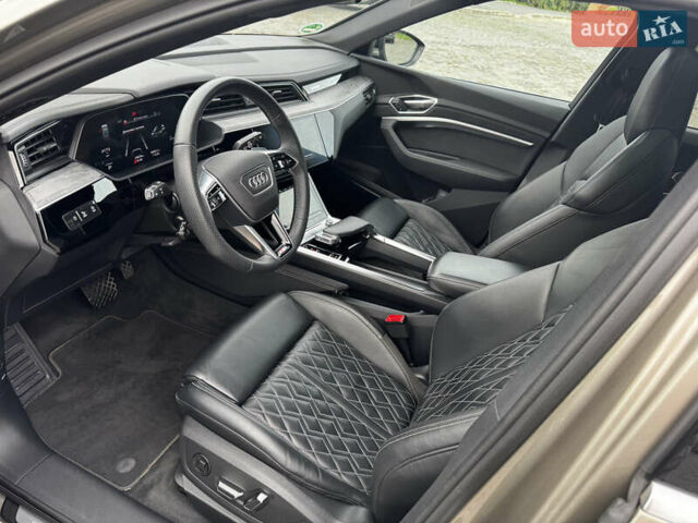 Ауди E-Tron, объемом двигателя 0 л и пробегом 34 тыс. км за 42300 $, фото 12 на Automoto.ua