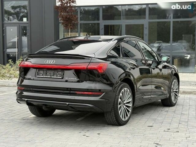 Ауди E-Tron, объемом двигателя 0 л и пробегом 70 тыс. км за 38800 $, фото 8 на Automoto.ua