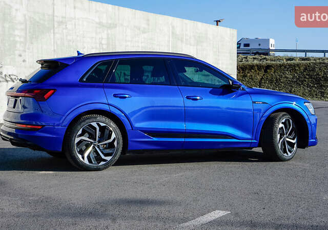 Ауди E-Tron, объемом двигателя 0 л и пробегом 60 тыс. км за 41500 $, фото 9 на Automoto.ua