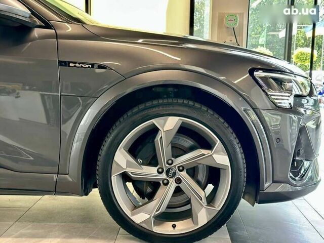 Ауди E-Tron, объемом двигателя 0 л и пробегом 76 тыс. км за 45700 $, фото 4 на Automoto.ua