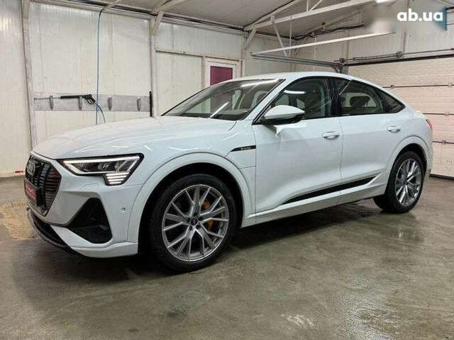 Ауди E-Tron, объемом двигателя 0 л и пробегом 82 тыс. км за 38400 $, фото 13 на Automoto.ua