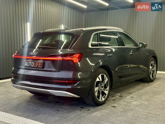 Ауді E-Tron, об'ємом двигуна 0 л та пробігом 190 тис. км за 23999 $, фото 10 на Automoto.ua