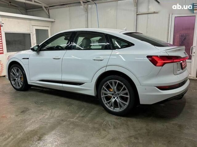 Ауди E-Tron, объемом двигателя 0 л и пробегом 82 тыс. км за 38400 $, фото 15 на Automoto.ua