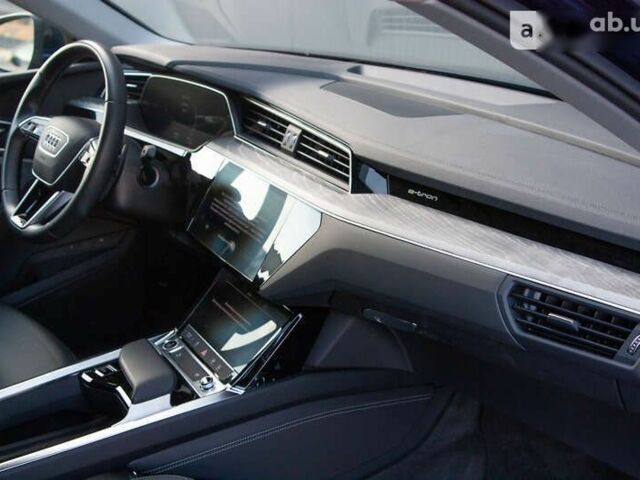 Ауди E-Tron, объемом двигателя 0 л и пробегом 22 тыс. км за 40400 $, фото 18 на Automoto.ua