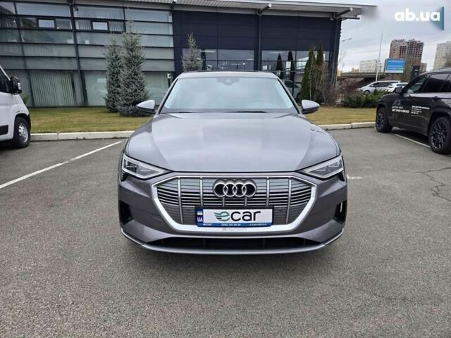 Ауди E-Tron, объемом двигателя 0 л и пробегом 78 тыс. км за 34998 $, фото 4 на Automoto.ua