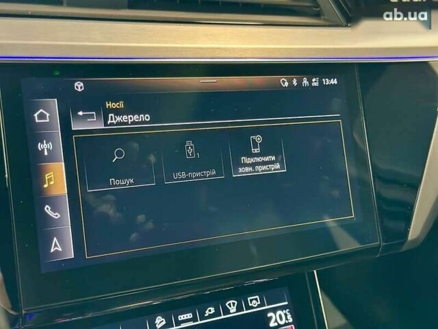 Ауди E-Tron, объемом двигателя 0 л и пробегом 76 тыс. км за 45700 $, фото 28 на Automoto.ua