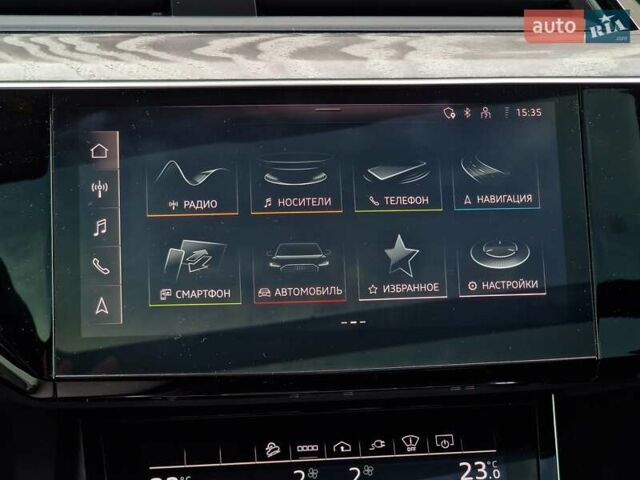 Ауди E-Tron, объемом двигателя 0 л и пробегом 40 тыс. км за 45990 $, фото 50 на Automoto.ua