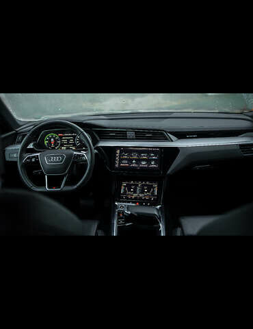 Ауді E-Tron, об'ємом двигуна 0 л та пробігом 81 тис. км за 34500 $, фото 15 на Automoto.ua