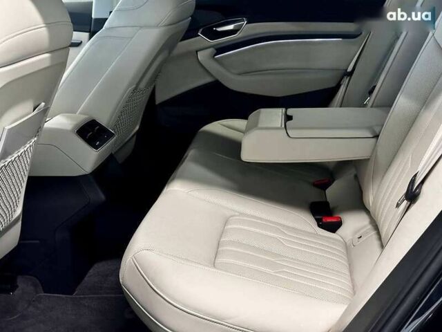 Ауди E-Tron, объемом двигателя 0 л и пробегом 69 тыс. км за 35000 $, фото 27 на Automoto.ua