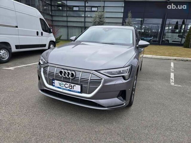 Ауди E-Tron, объемом двигателя 0 л и пробегом 78 тыс. км за 34998 $, фото 3 на Automoto.ua