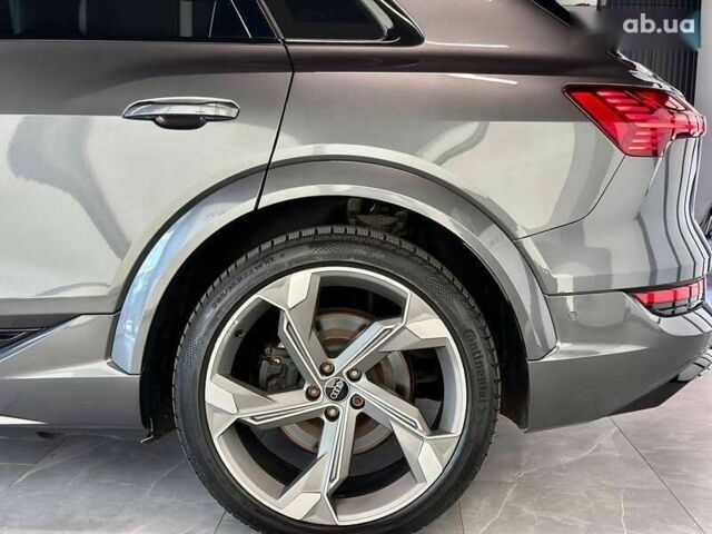 Ауди E-Tron, объемом двигателя 0 л и пробегом 76 тыс. км за 45700 $, фото 6 на Automoto.ua
