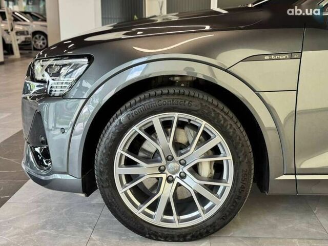 Ауди E-Tron, объемом двигателя 0 л и пробегом 72 тыс. км за 42200 $, фото 7 на Automoto.ua