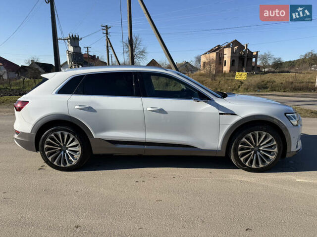 Ауді E-Tron, об'ємом двигуна 0 л та пробігом 129 тис. км за 28500 $, фото 8 на Automoto.ua