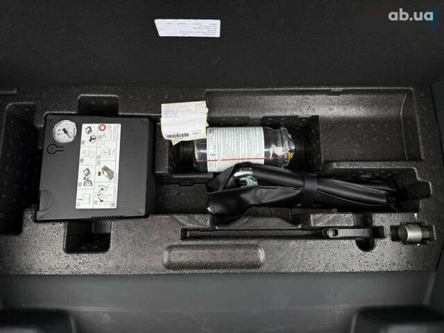 Ауди E-Tron, объемом двигателя 0 л и пробегом 82 тыс. км за 38400 $, фото 28 на Automoto.ua