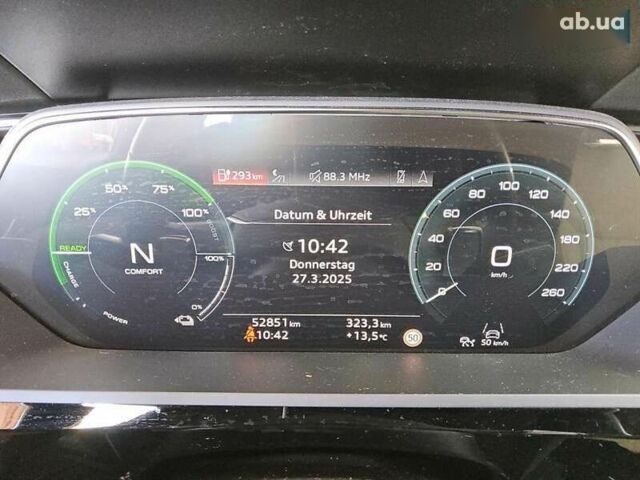 Ауди E-Tron, объемом двигателя 0 л и пробегом 52 тыс. км за 41288 $, фото 5 на Automoto.ua