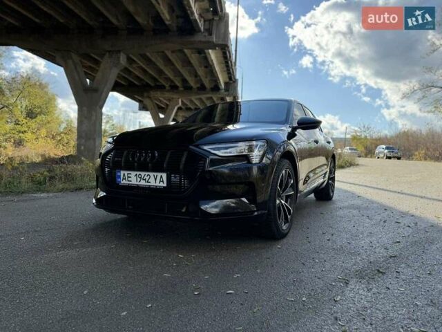 Ауди E-Tron, объемом двигателя 0 л и пробегом 65 тыс. км за 25599 $, фото 15 на Automoto.ua