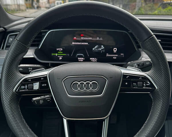 Ауди E-Tron, объемом двигателя 0 л и пробегом 34 тыс. км за 42300 $, фото 30 на Automoto.ua