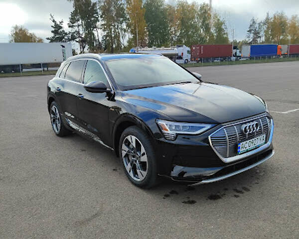 Ауди E-Tron, объемом двигателя 0 л и пробегом 56 тыс. км за 32000 $, фото 17 на Automoto.ua