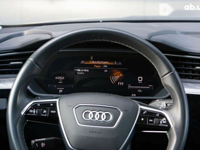 Ауди E-Tron, объемом двигателя 0 л и пробегом 22 тыс. км за 40400 $, фото 15 на Automoto.ua