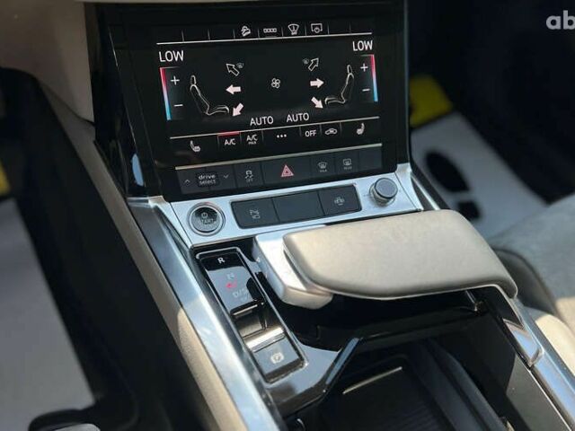 Ауди E-Tron, объемом двигателя 0 л и пробегом 57 тыс. км за 37900 $, фото 19 на Automoto.ua