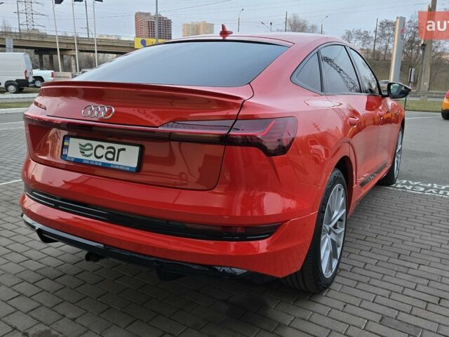 купить новое авто Ауди E-Tron 2021 года от официального дилера E-Car Ауди фото