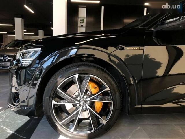 Ауди E-Tron, объемом двигателя 0 л и пробегом 68 тыс. км за 42500 $, фото 10 на Automoto.ua