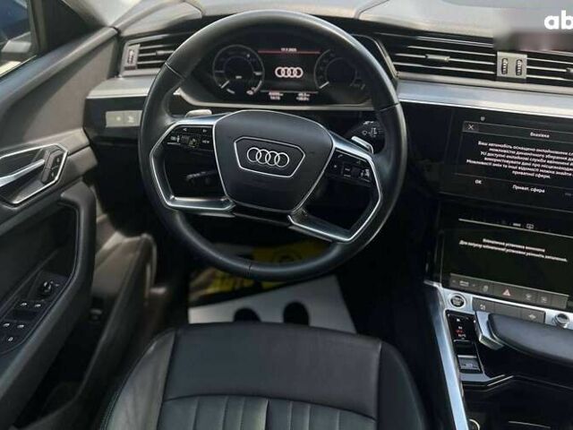 Ауди E-Tron, объемом двигателя 0 л и пробегом 45 тыс. км за 34300 $, фото 17 на Automoto.ua