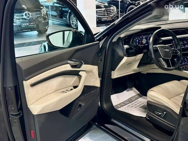 Ауди E-Tron, объемом двигателя 0 л и пробегом 69 тыс. км за 35000 $, фото 18 на Automoto.ua