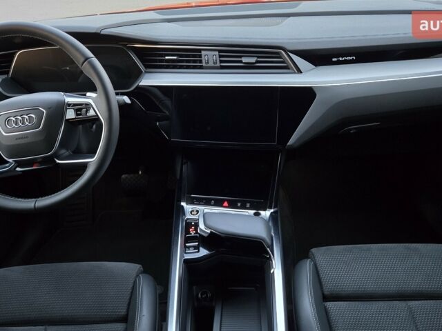 купить новое авто Ауди E-Tron 2021 года от официального дилера E-Car Ауди фото