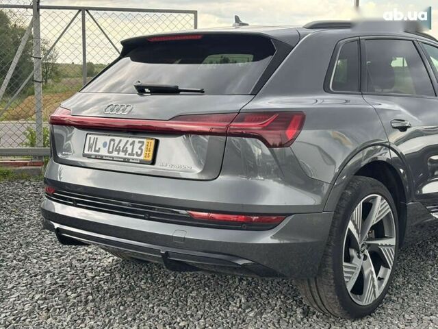 Ауди E-Tron, объемом двигателя 0 л и пробегом 73 тыс. км за 37300 $, фото 8 на Automoto.ua