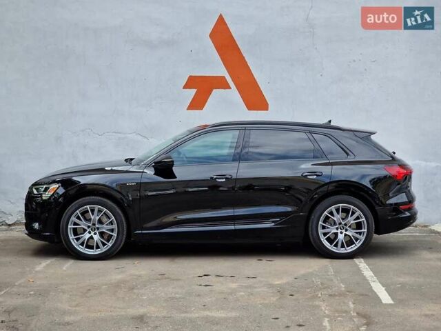 Ауди E-Tron, объемом двигателя 0 л и пробегом 40 тыс. км за 45990 $, фото 15 на Automoto.ua