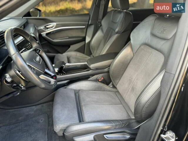 Ауди E-Tron, объемом двигателя 0 л и пробегом 65 тыс. км за 25599 $, фото 22 на Automoto.ua