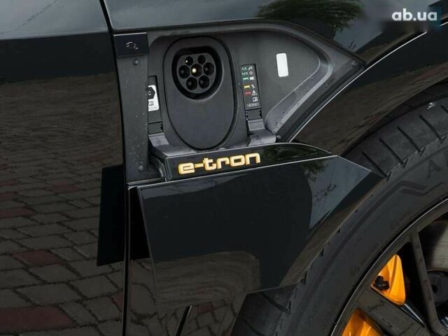 Ауди E-Tron, объемом двигателя 0 л и пробегом 64 тыс. км за 42999 $, фото 21 на Automoto.ua
