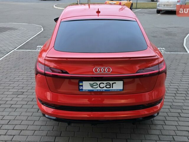 купить новое авто Ауди E-Tron 2021 года от официального дилера E-Car Ауди фото