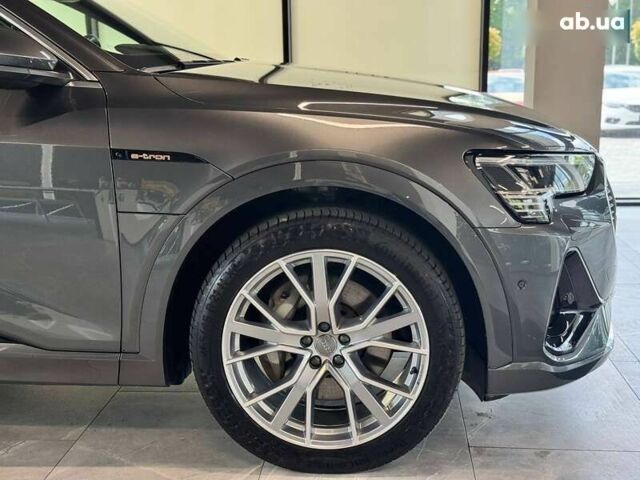 Ауди E-Tron, объемом двигателя 0 л и пробегом 72 тыс. км за 42200 $, фото 9 на Automoto.ua