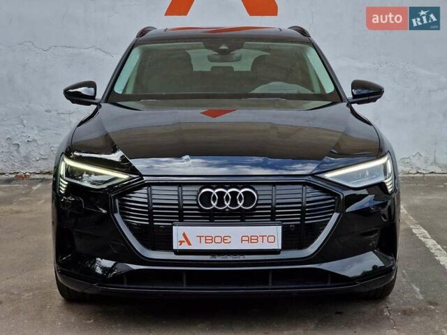 Ауди E-Tron, объемом двигателя 0 л и пробегом 40 тыс. км за 45990 $, фото 2 на Automoto.ua