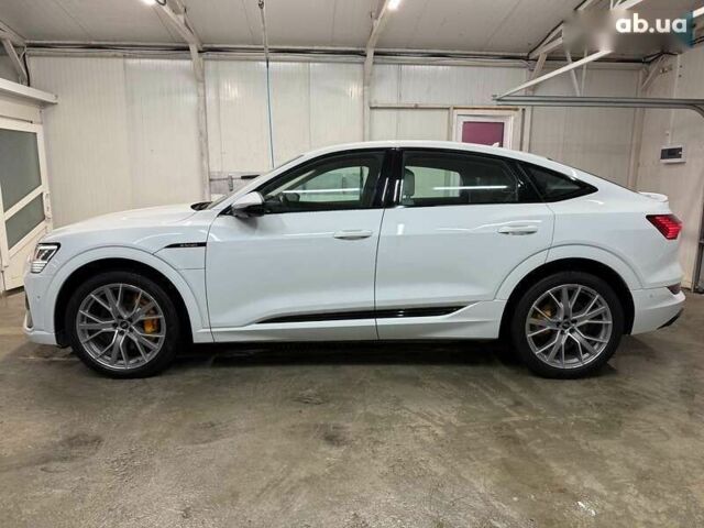 Ауди E-Tron, объемом двигателя 0 л и пробегом 82 тыс. км за 38400 $, фото 14 на Automoto.ua