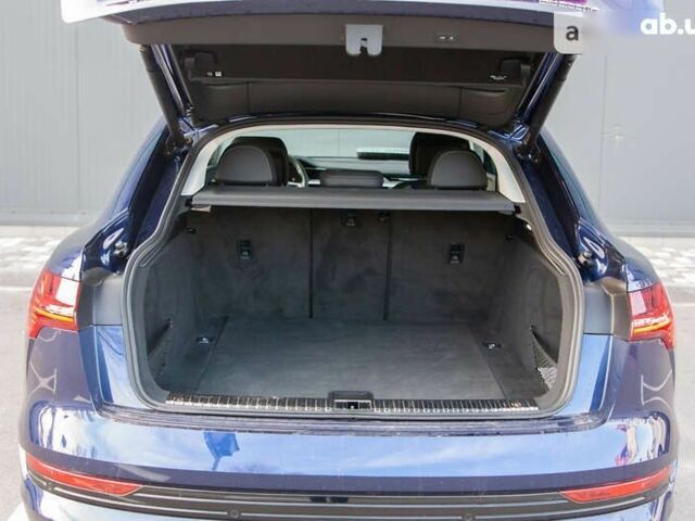 Ауди E-Tron, объемом двигателя 0 л и пробегом 22 тыс. км за 40400 $, фото 6 на Automoto.ua