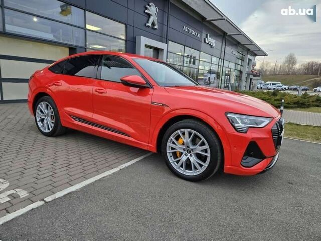 Ауди E-Tron, объемом двигателя 0 л и пробегом 130 тыс. км за 35488 $, фото 9 на Automoto.ua