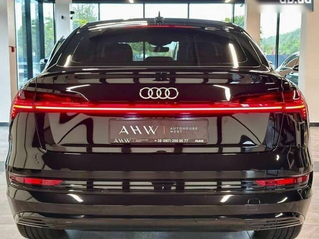 Ауди E-Tron, объемом двигателя 0 л и пробегом 69 тыс. км за 35000 $, фото 12 на Automoto.ua