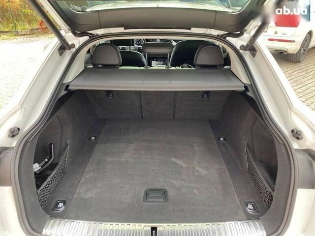 Ауди E-Tron, объемом двигателя 0 л и пробегом 81 тыс. км за 35900 $, фото 29 на Automoto.ua