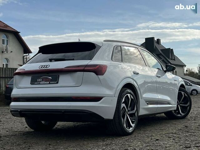 Ауді E-Tron, об'ємом двигуна 0 л та пробігом 41 тис. км за 39668 $, фото 7 на Automoto.ua