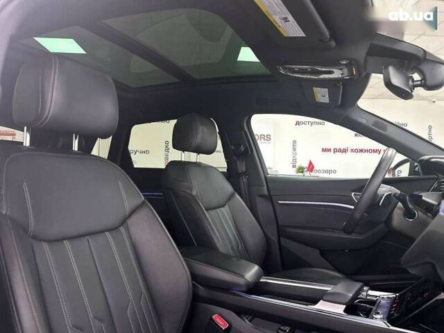Ауди E-Tron, объемом двигателя 0 л и пробегом 20 тыс. км за 44490 $, фото 26 на Automoto.ua