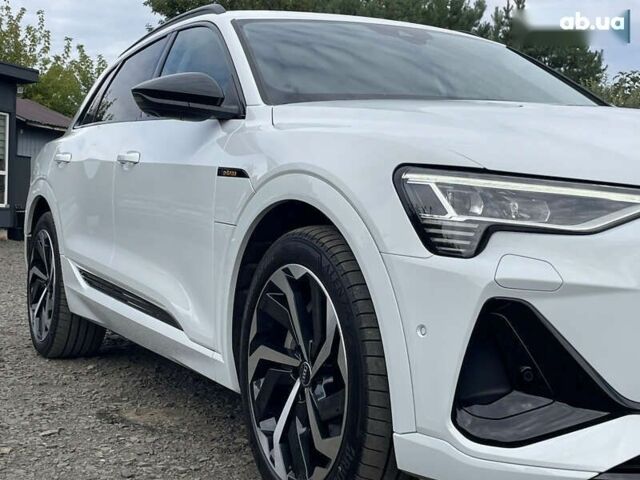 Ауди E-Tron, объемом двигателя 0 л и пробегом 41 тыс. км за 39668 $, фото 9 на Automoto.ua