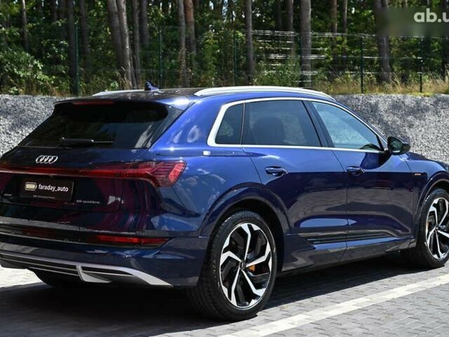 Ауди E-Tron, объемом двигателя 0 л и пробегом 142 тыс. км за 28800 $, фото 4 на Automoto.ua